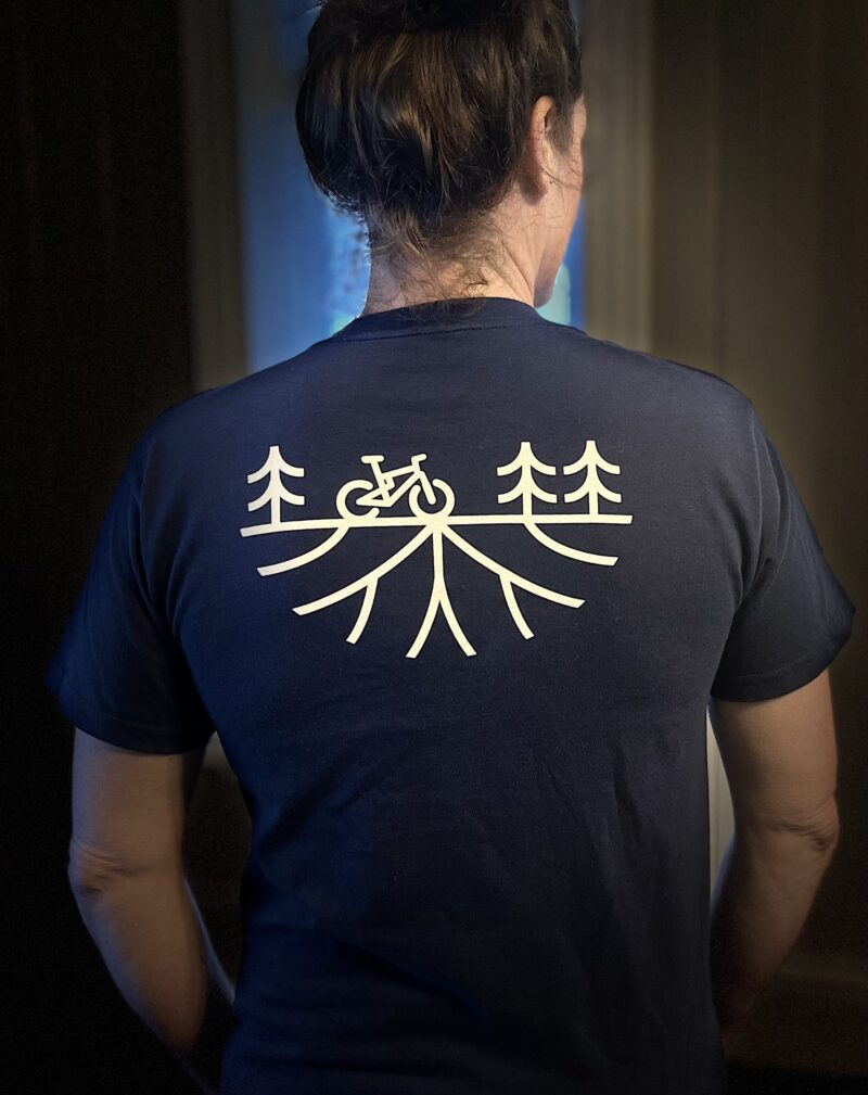 Tshirt_racines_bleu
